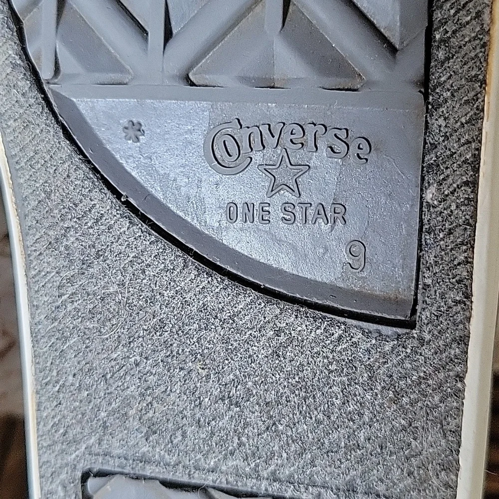 Converse One Star, black/white sneaker, size 9